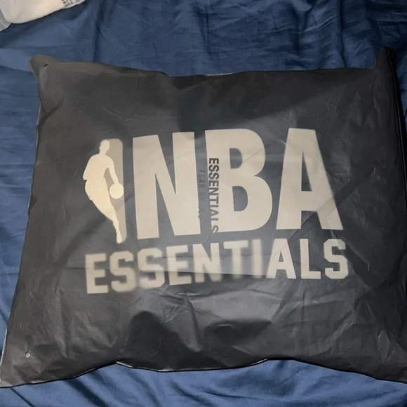 Fear Of God Essentials NBA Hoodie - Picture 6 of 6